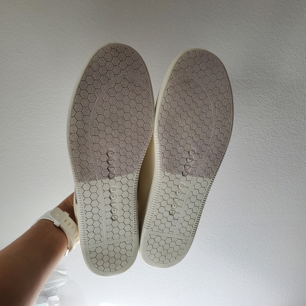 NEW Dolce Vita Neo Arrow Court Sneaker White Rose - Picture 8 of 8